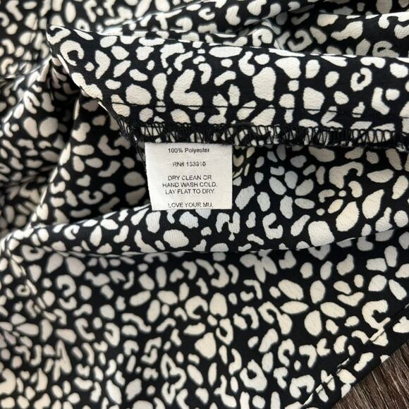 Show Me Your‎ Mumu Leopard Print Puff Sleeve Button Front Blouse - Picture 8 of 10